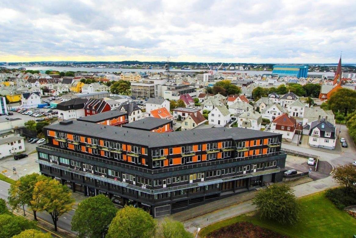 Flotmyrgarden Apartment Hotel ハウゲスン エクステリア 写真