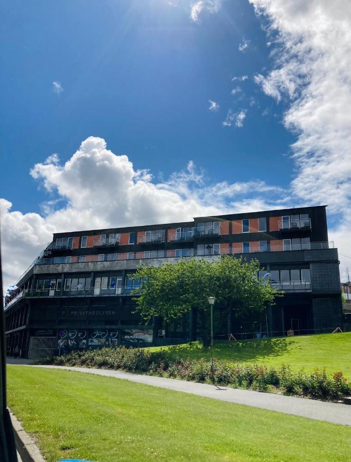 Flotmyrgarden Apartment Hotel ハウゲスン エクステリア 写真